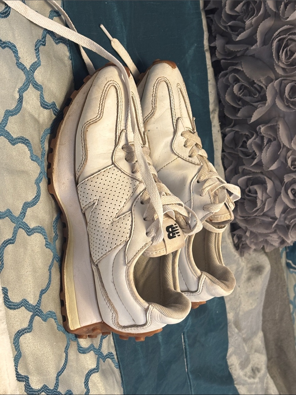 New Balance Women's Cream/White Leather Sneakers
